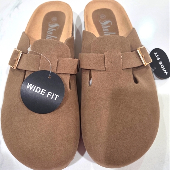 Shelln London Brown Mules with Gold Buckle - Picture 1 of 9